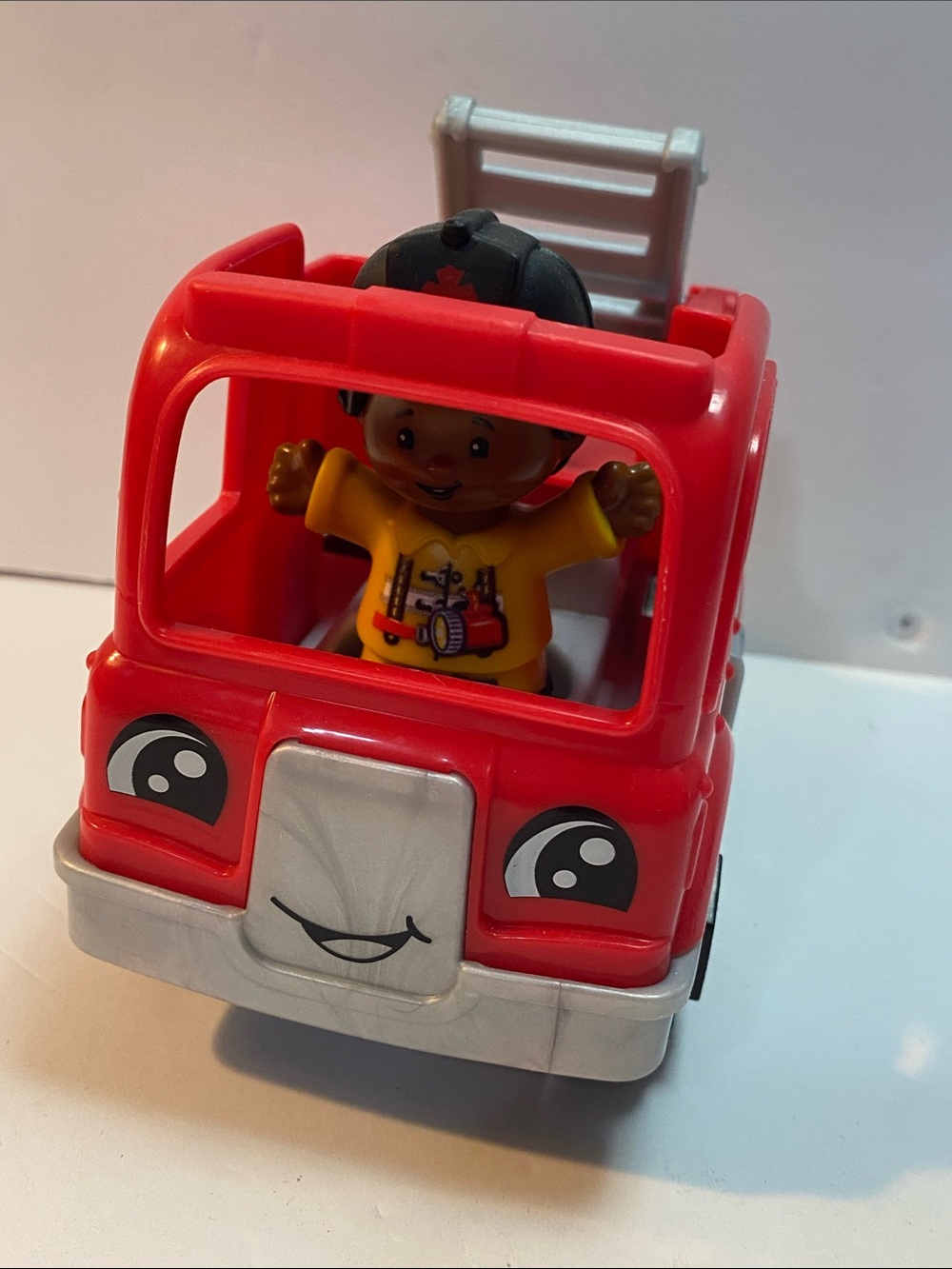 Fisher price - little people fire truck+character